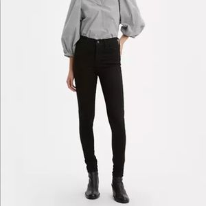 Levi’s Black 721 High Rise Skinny Jeans